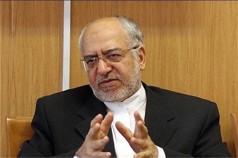نمایش فیلم قاچاق میوه در دولت/ تولید پژو‌ی جدید در یک شهرستان/ تصمیم کاهش نرخ سود امروز در شورای پول و اعتبار
