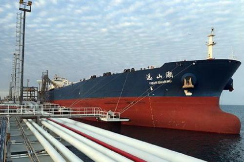 فروش ۷.۱ میلیون بشکه نفت ایران در ۴۸ ساعت/ رکورد صادرات شکسته شد