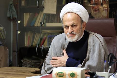 اصوگرایان با لیست واحد می‌آیند/ امروز ابوحنیفه‌ها با نام «اعتدال» آمده‌اند/ اعتدالی‌ها به دنبال ریاستند