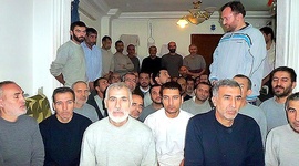 زائران ایرانی آزاد شده مورد استقبال مقامات ایرانی در دمشق قرار گرفتند