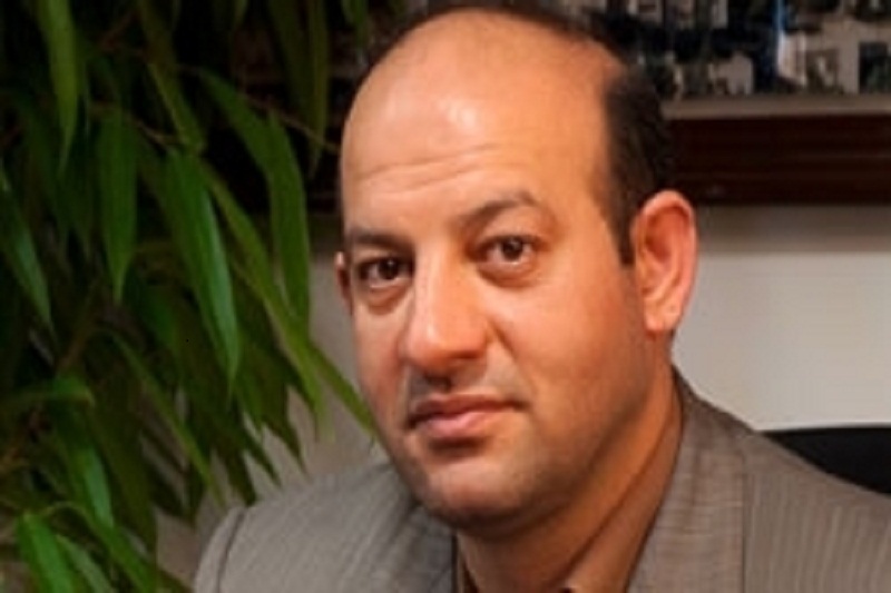 محور ۱۷ شهریور باز نمی‌شود/کسب رضایت کسبه و ساخت پارکینگ