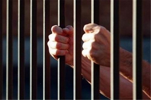 ایست دادم، نایستــاد، شلیک کردم