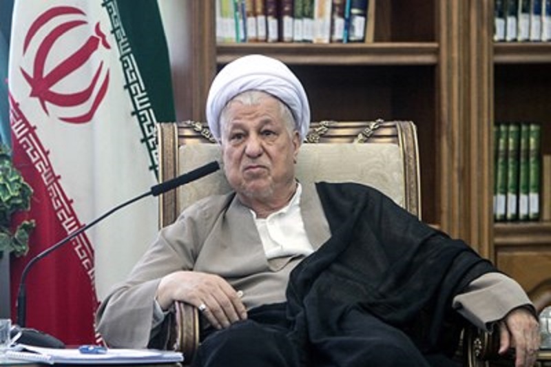 با حمایت من رای روحانی از ۳ درصد به بالای ۵۰ درصد رفت