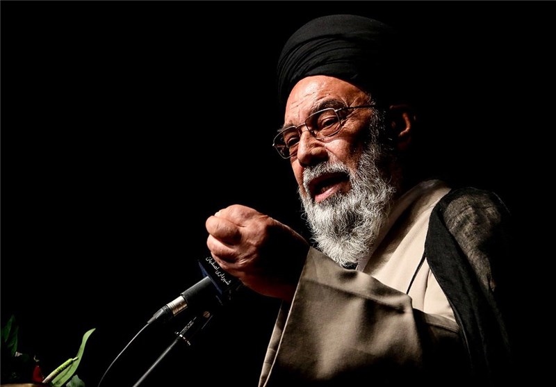 انتقاد آیت‌الله طباطبائی‌نژاد از اقدام دولت در افزایش مالیات‌ها با وجود تحریم و رکود