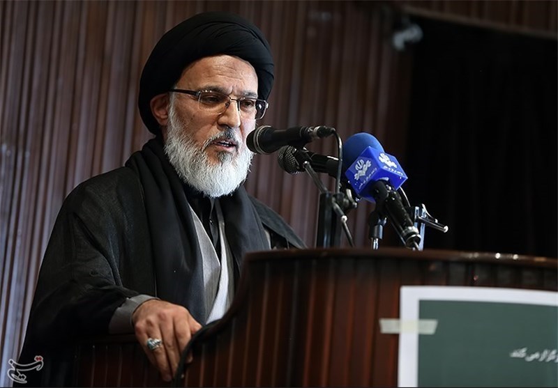 "انقلابی‌گری" مانع تحقق لیبرالیسم است/ تغییر زیرساخت‌های اقتصادی در دوره اصلاحات به‌سمت سرمایه‌داری 