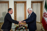 New Ukrainian amb. presents Zarif with credentials 