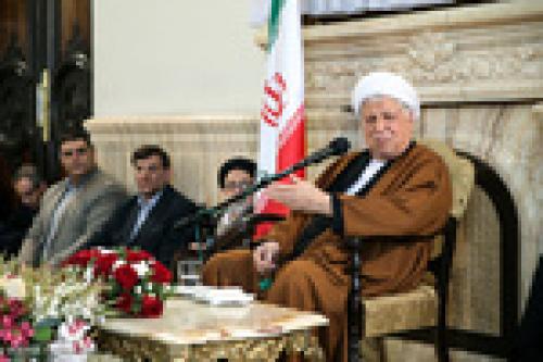 Accademicians meet with Hashemi Rafsanjani 