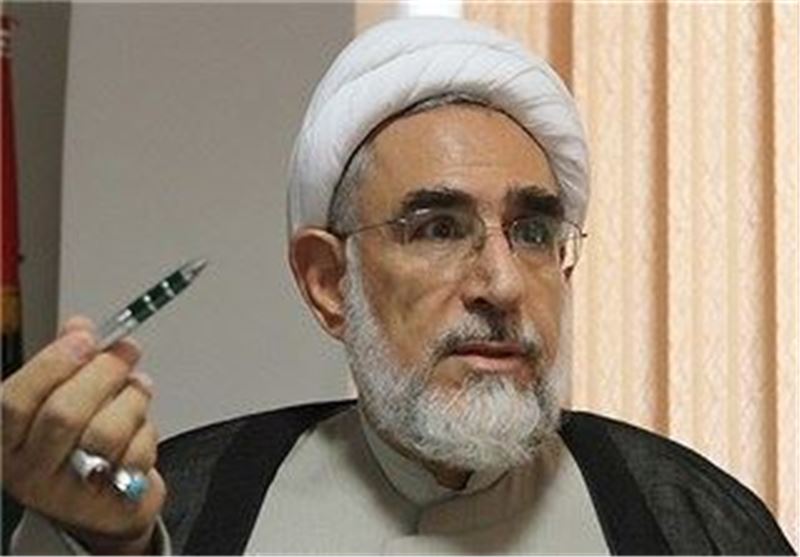 ادعای منتجب‌نیا تبدیل به لطیفه‌های تلگرامی شد/می‌دانی یک میلیون آدم یعنی چه؟ 