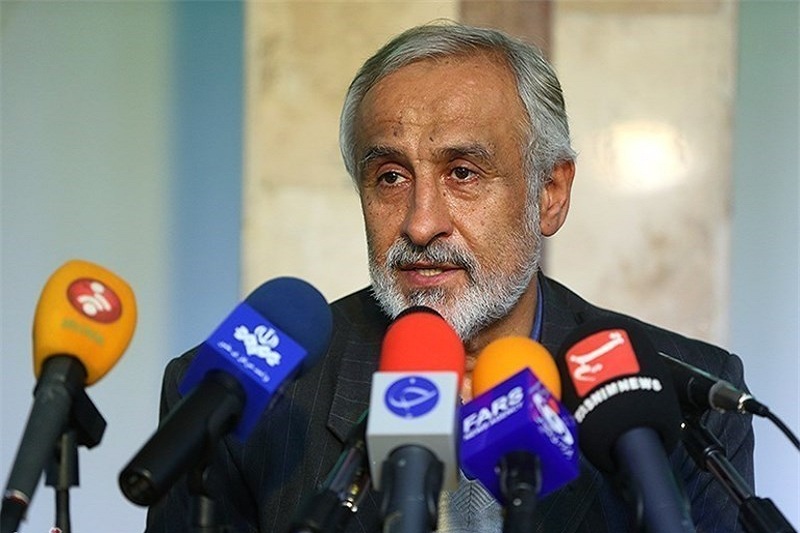 قرارداد تعرفه ترجیحی با ترکیه صنعت پوشاک را به خاک سیاه نشاند/رئیس جمهور جلوی دخالت اطرافیانش در بازار ارز را بگیرد