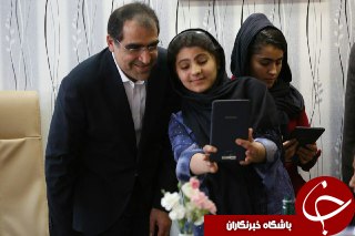 تعهد وزیر بهداشت برای انجام مراحل درمان دانش آموزان شین‌آبادی 