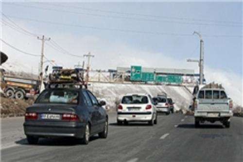 اعمال محدودیت ترافیکی در جاده‌های منتهی به شمال/ آزادراه چالوس-مرزن‌آباد مسدود است