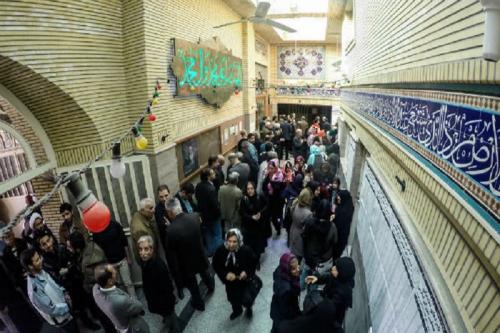 «المنار»:میزان مشارکت ایرانی‌ها در انتخابات دیروز از ۵۰ درصد گذشت