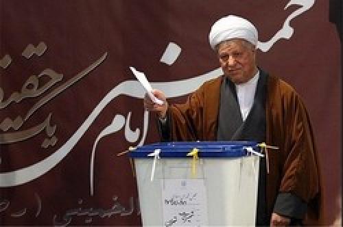 Rafsanjani, Rouhani top Tehran Assembly of Experts list 
