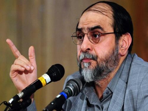 انقلاب اسلامی سادیست نبود؛ کسانی که دم از آشتی با دنیا می زنند مازوخیست هستند