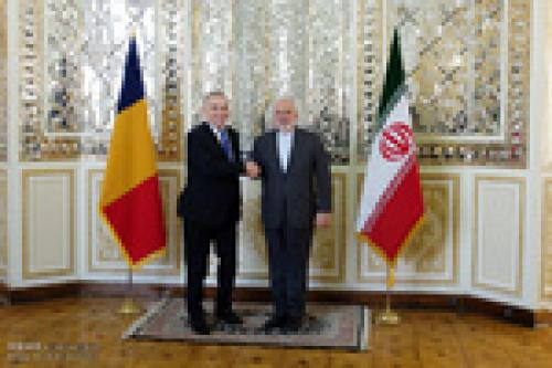 Iranian FM, Romanian counterpart hold presser 