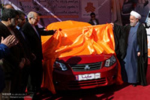 Iran launches new auto industry achievement 