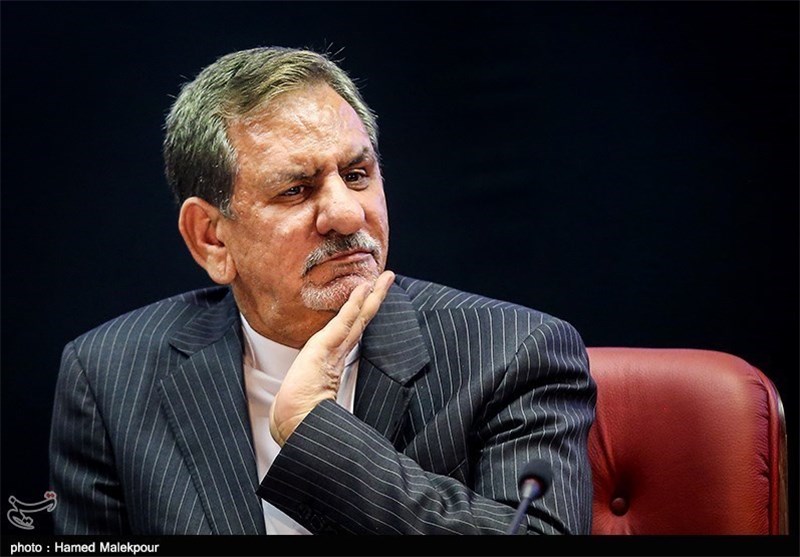 مشکل ارتباط ایران با سوئیفت برطرف شده/حبس اقتصاد ایران درون کشور به‌معنای نابودی آن است 