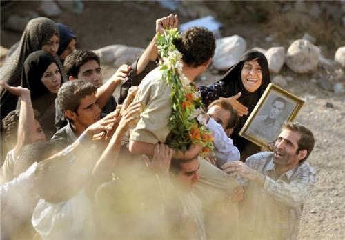 برنامه های شبکه‌های سیما در ایام فاطمیه؛ از «شیار ۱۴۳» تا «مادر» 