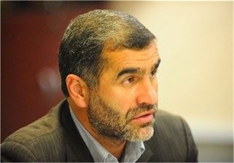 تمام‌ مسکن‌مهر‌ها باید تا الان تحویل می‌شد/فقط سیاسیون و دولتی‌ها مسکن مهر را قبول ندارند 