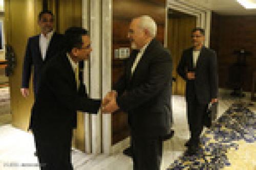 Zarif, Limschoon mull over expansion of Asian coop. 