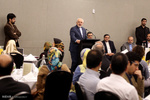 Zarif meets Iranians in Wellington 