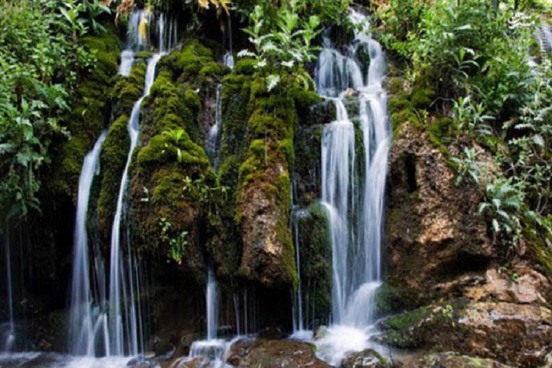 عکس:آبشاری زیبا در استان البرز 