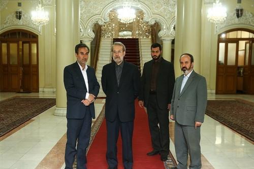 لاریجانی با جمعی از منتخبان مجلس دهم دیدار کرد