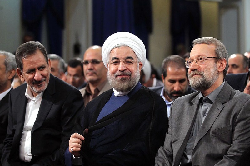 روحانی، لاریجانی را به عارف ترجیح می‌دهد