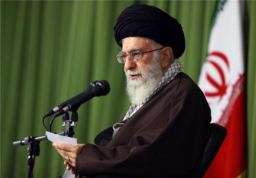 باید از هرگونه تلاشی برای «انقلاب‌زدایی» از حوزه‌های علمیه احساس خطر کرد/هشدار درباره تضعیف حرکت انقلابی در حوزه‌ها