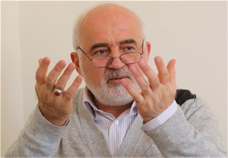 مرتب نامه هایی به روحانی می دهم اما کم اثر است 
