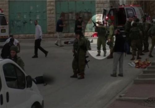 نظامی صهیونیست جوان فلسطینی زخمی را در خیابان اعدام کرد 