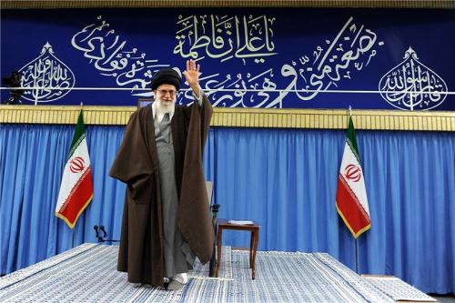 جمعی از مداحان اهل‌بیت با رهبر انقلاب دیدار کردند