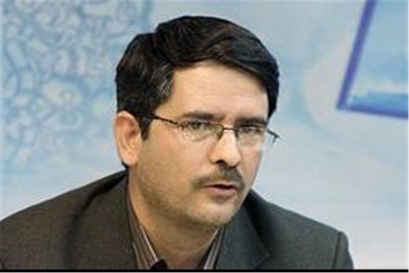 فرهنگ در سال ۹۴ هم مظلوم بود/دولتمردان هرجا کم بیاورند در فرهنگ صرفهجویی میکنند