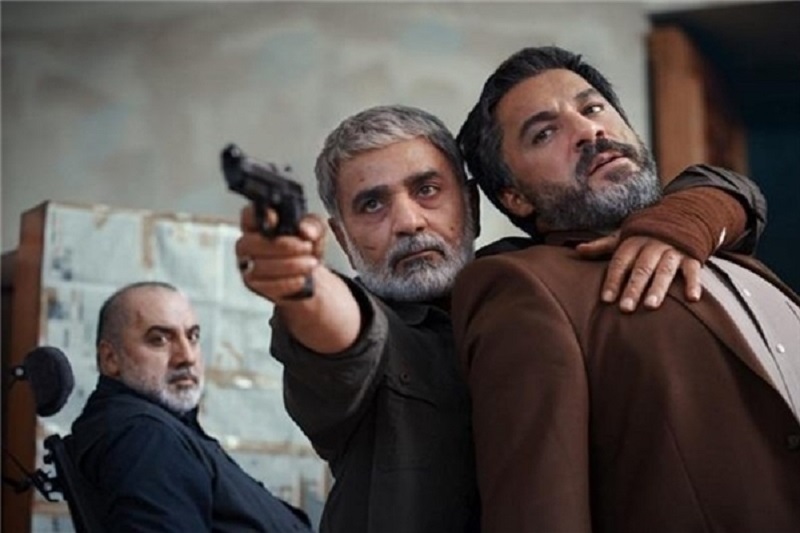 رمزگشایی از مهم‌ترین سکانس «بادیگارد»/ چرا قهرمان حاتمی‌کیا حرف نمی‌زند؟
