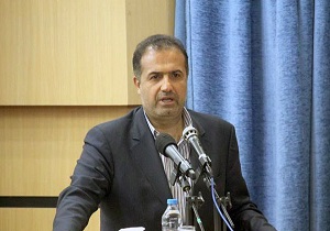 باید در سال 95 اقدامات جدی برای رفع مشکلات معیشتی مردم اندیشیده شود 