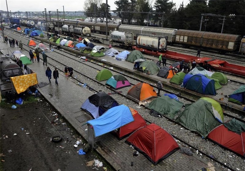 اتحادیه اروپا ۳۰۰ پناهجو را اخراج کرد