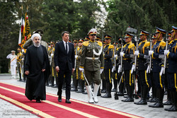 Rouhani welcomes Italian PM in Saadabad Palace 