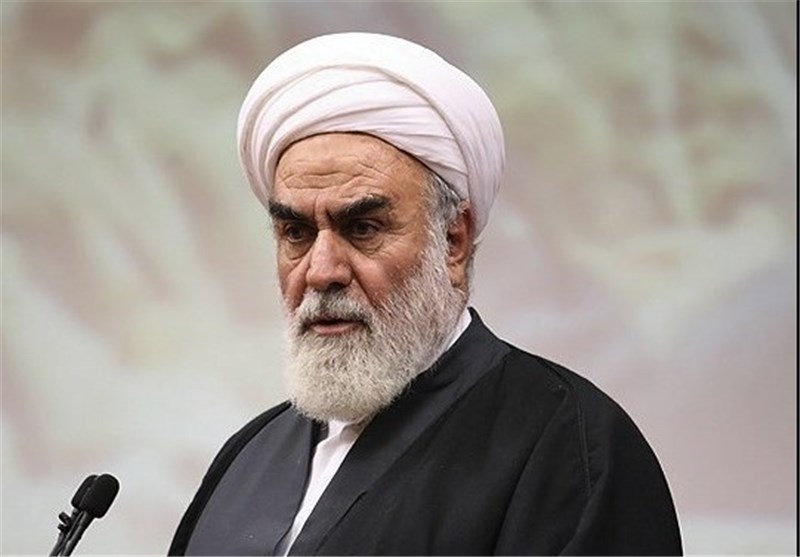 محمدی‌گلپایگانی: مرحوم آیت‌الله طبسی لحظه‌ای از «ولایت‌پذیری» عدول نکرد؛ زهد و تقوای ایشان زبانزد بود