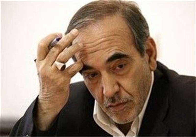 عارف و لاریجانی باید باهم تعامل کنند/روحانی در انتخابات سال ٩٦ رقیب ندارد/کابینه روحانی نیازمند ترمیم است 