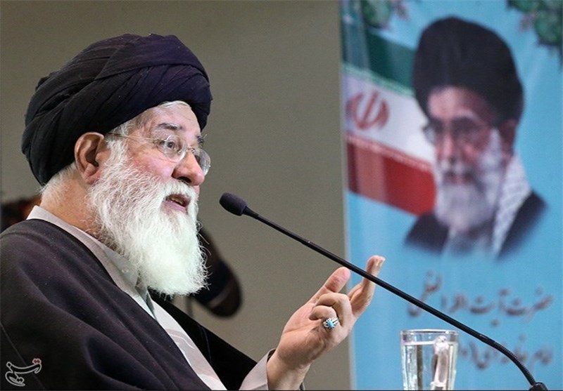 علمالهدی: نگفتهام "بیحجابی" بدتر از اختلاس است/ انتقاد از تفاهمنامه با شرکت "مدلینگ" ایتالیایی