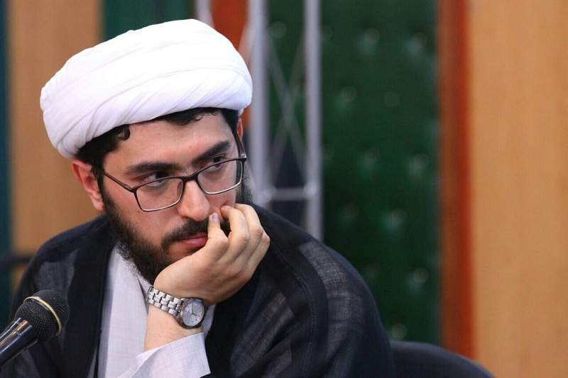تحقیقات برای فیلمنامه مستند "بازگشت گومورا" 3 ماه طول کشید/مستند در دانشگاه علاکه طباطبایی رونمایی می‌شود/به دنبال پیگیری دروس سینمایی در حوزه علمیه هستم