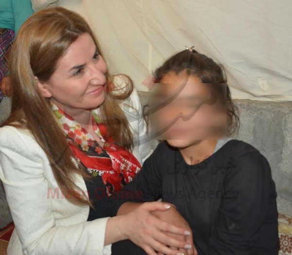حربه دختر ۱۲ساله برای فرار از دست داعشی‌ها +عکس 