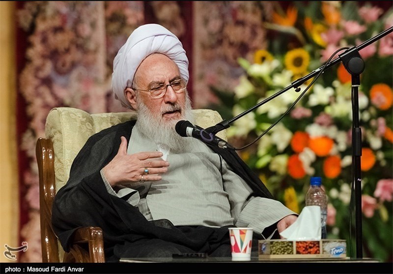 از اول برجام، فرجام تحریم‌ها معلوم بود/غارت اموال ایران نقض آشکار برجام است/دولت از آمریکا قطع امید کند 