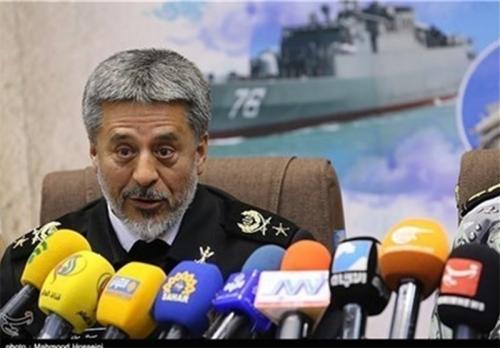 اتفاقی در اقیانوس‌ها بیافتد از کشور دفاع می‌کنیم/ دشمن به دنبال تحدید قدرت ایران است 