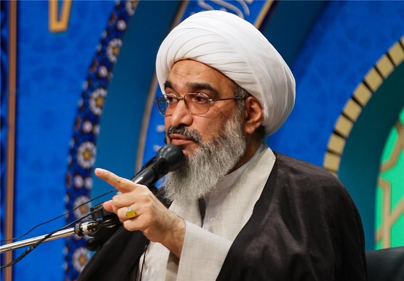 صفایی‌بوشهری: سربازان "جبهه دیپلماسی" دیپلمات‌های آمریکایی را به‌زانو درآورند/ سپاه با اندک تجاوزی با اقتدار برخورد می‌کند 