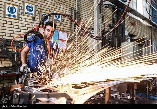 بررسی حال و روز کارگر ایرانی در «چوب خط» شبکه افق 