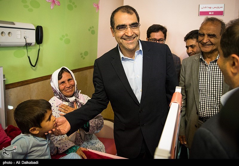 رقابت صنف پزشکی به دلیل منفعت‌طلبی است 