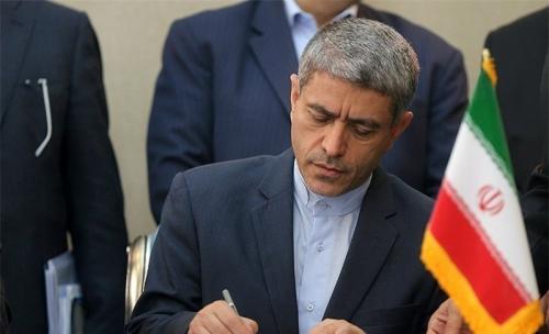  طیب‌نیا: امروز در مورد حقوق چند ده‌میلیونی مدیران بیمه بیانیه می‌دهیم
