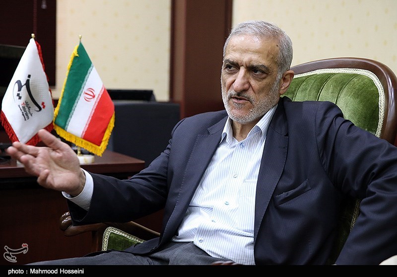 قراردادهای جدید نفتی تجربه تلخ ۱۰۰ساله صنعت نفت را تکرار می‌کند/ کلیدواژه اقتصاد مقاومتی اقتصاد دانش‌بنیان است 