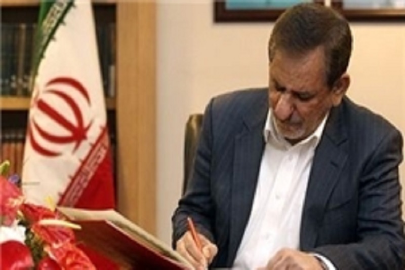 وعده جهانگیری برای «اصلاح اندک» قراردادهای جدید نفتی/ دولت کمیته بازنگری خود را هم قبول ندارد؟